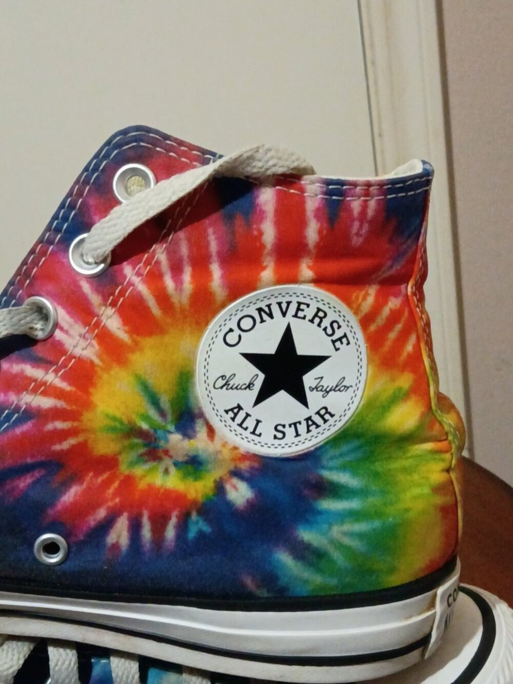 Converse Pride Chuck Taylor All-Star Tie Dye Rainbow 168996F Unisex Size M8/W10 - Picture 4 of 14